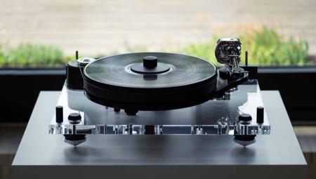 Pro-Ject đưa mâm than 6PerspeX Balanced lên tầm cao mới với bản nâng cấp "UK SuperPack"