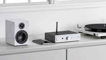 Pro-Ject Stereo Box E: Bộ khuếch đại tích hợp đa năng có giá cả phải chăng