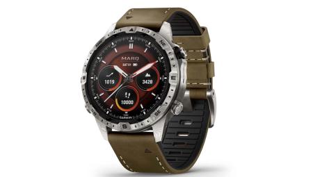 Garmin dùng thép rèn vân uốn lượn Damascus để làm vỏ smartwatch MARQ Adventurer mới